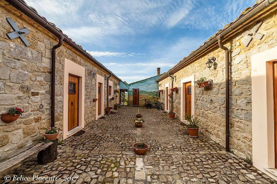 Masseria Xireni Castellana Sicula エクステリア 写真